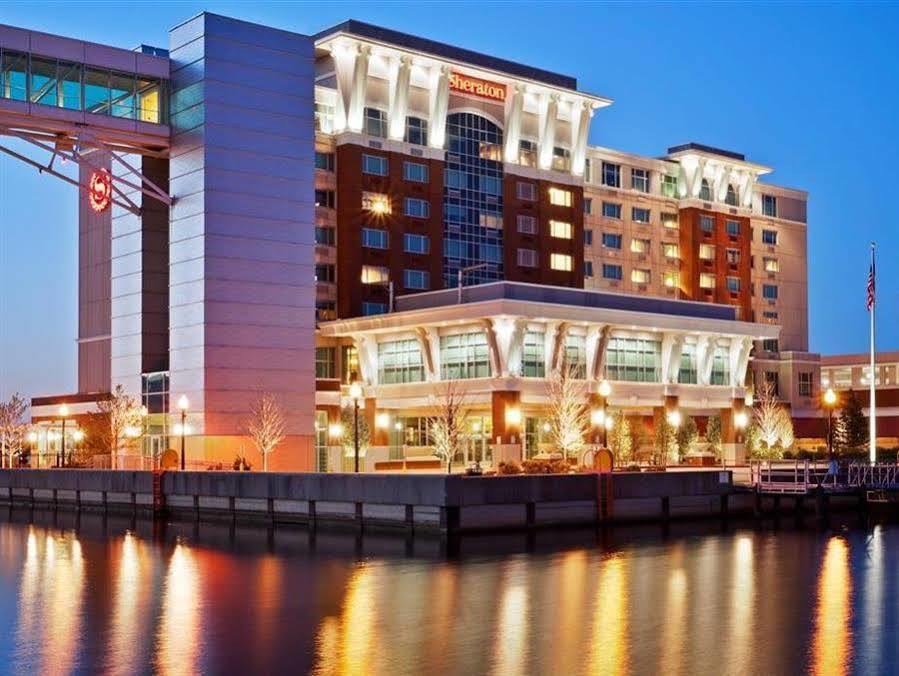 Hotel Sheraton Bayfront Erie
